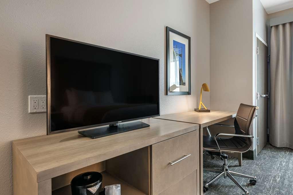 Comfort Inn & Suites Jacksonville - Orange Park Near Naval Air Station Room photo